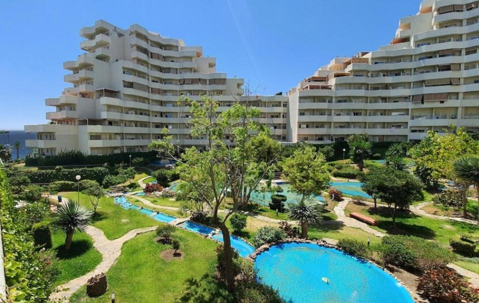 El Estudio De La Playa Benalbeach 324 Gran Terraza Vistas Al Mar Benalmádena Exteriér fotografie