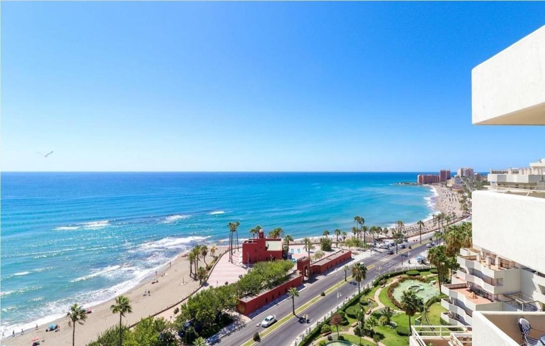El Estudio De La Playa Benalbeach 324 Gran Terraza Vistas Al Mar Benalmádena Exteriér fotografie