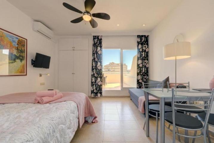 El Estudio De La Playa Benalbeach 324 Gran Terraza Vistas Al Mar Benalmádena Exteriér fotografie