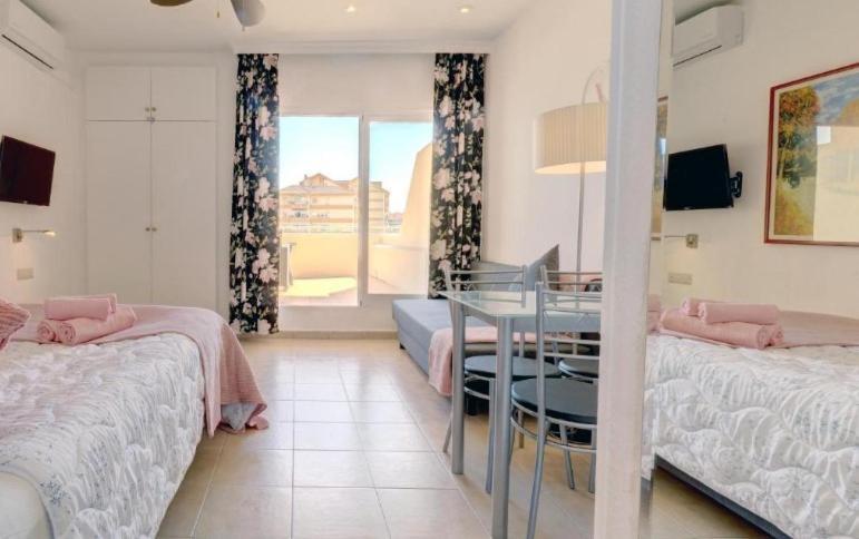 El Estudio De La Playa Benalbeach 324 Gran Terraza Vistas Al Mar Benalmádena Exteriér fotografie